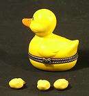 yellow rubber ducky  