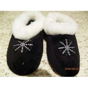  Holiday Dearfoams Ladies House Shoes/ Slippers, 6 1/2  7 1 